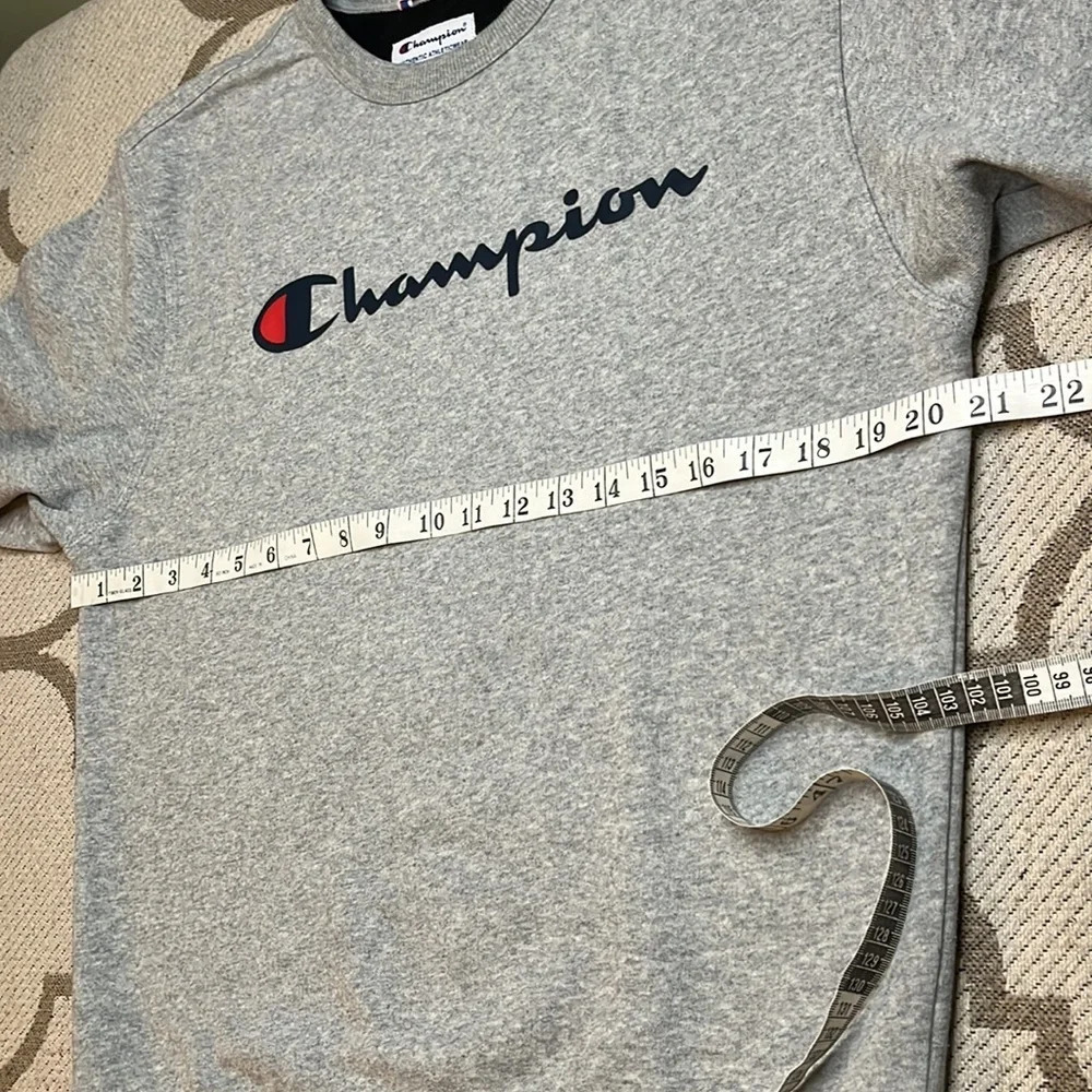 Champion men’s gray logo sweatshirt - Picture 3 of 9